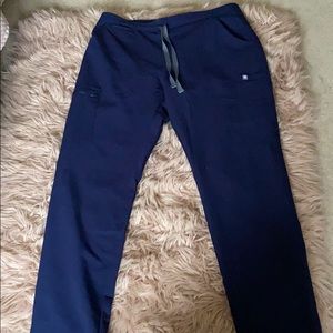 FIGS Yola straight legged scrub pants